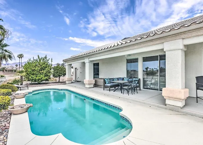 Sunny Snowbird's Retreat W/ Havasu Views!