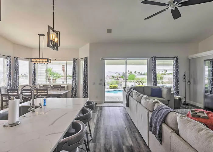 Sunny Snowbird's Retreat W/ Havasu Views! *