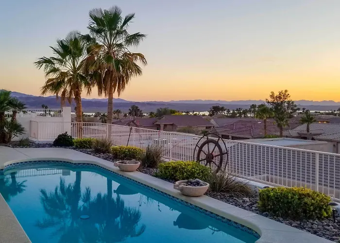 Holiday home Sunny Snowbird's Retreat W/ Havasu Views!